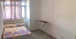 appartement trois chambres situé dans une résidence sécurisée avec piscine et ascenseur au calme à Flic en Flac.