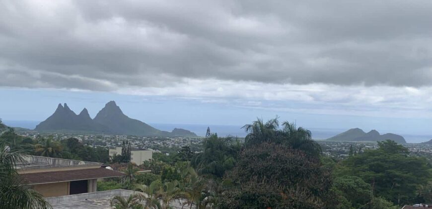 Magnifique appartement de 215 m2 avec une vue imprenable à Floréal