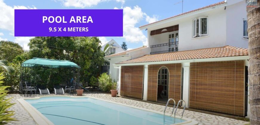 En location une villa T4 avec piscine et garage à Tamarin
