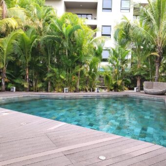 A louer un spacieux appartement situé dans une belle résidence sécurisée avec piscine commune à Flic en Flac