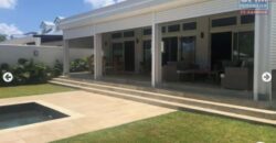 A vendre une villa en statut RES accessible à l’achat aux Malgaches et aux étrangers située proche de la plage de Cap Malheureux