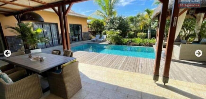 A vendre à Cap Malheureux une ravissante villa F4 avec piscine privée ouvert à l’achat aux Malgaches et aux étrangers