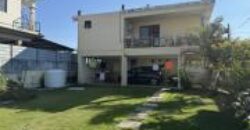 A vendre spacieuse villa avec double garage, située dans un quartier paisible à Phœnix