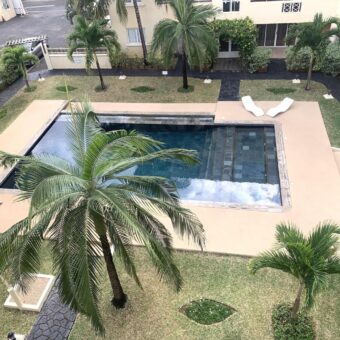 A louer un agréable appartement situé au calme, proche de la plage et des commerces à Flic-en-Flac