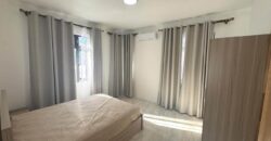 Location d’un élégant appartement récent avec piscine commune situé dans un quartier résidentiel à Flic-en-Flac