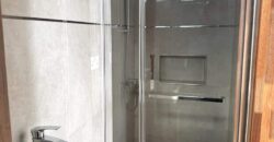 Location d’un élégant appartement récent avec piscine commune situé dans un quartier résidentiel à Flic-en-Flac