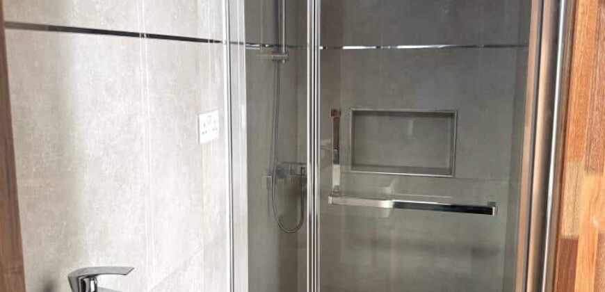 Location d’un élégant appartement récent avec piscine commune situé dans un quartier résidentiel à Flic-en-Flac