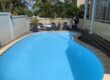 En location un charmant appartement avec piscine commune situé dans un quartier résidentiel calme à La Gaulette