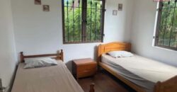 A louer une accueillante villa située dans un cadre paisible à Bain Boeuf
