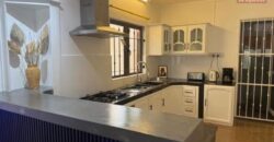 A louer une accueillante villa située dans un cadre paisible à Bain Boeuf