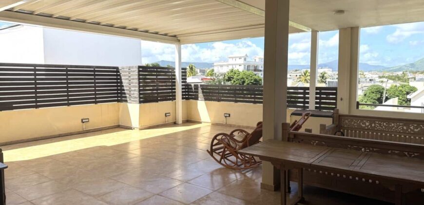 Vente d’un superbe appartement accessible aux étrangers à 5 min à pied de la plage à Flic en Flac