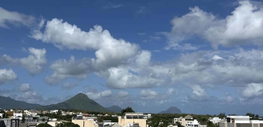 Vente d’un superbe appartement accessible aux étrangers à 5 min à pied de la plage à Flic en Flac