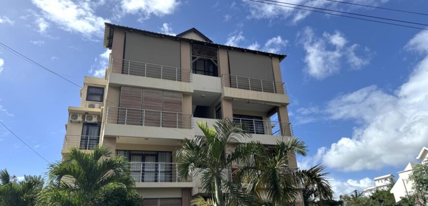 Vente d’un superbe appartement accessible aux étrangers à 5 min à pied de la plage à Flic en Flac