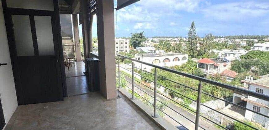 Vente d’un superbe appartement accessible aux étrangers à 5 min à pied de la plage à Flic en Flac
