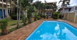 A vendre un agréable appartement en duplex avec piscine commune proche plage à Flic en Flac