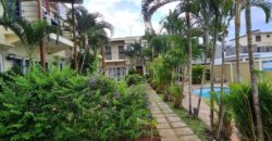 A vendre un agréable appartement en duplex avec piscine commune proche plage à Flic en Flac