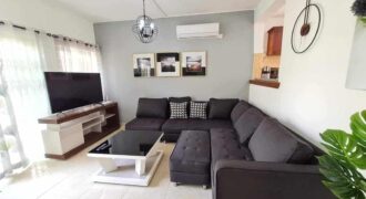 A vendre un agréable appartement en duplex avec piscine commune proche plage à Flic en Flac