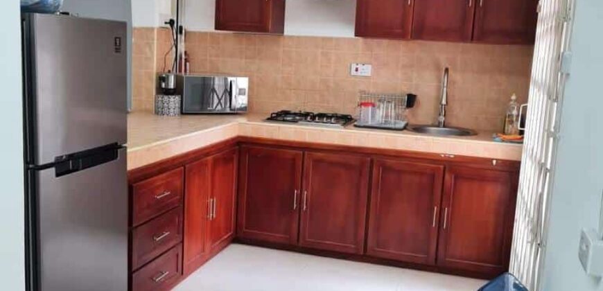 A vendre un agréable appartement en duplex avec piscine commune proche plage à Flic en Flac