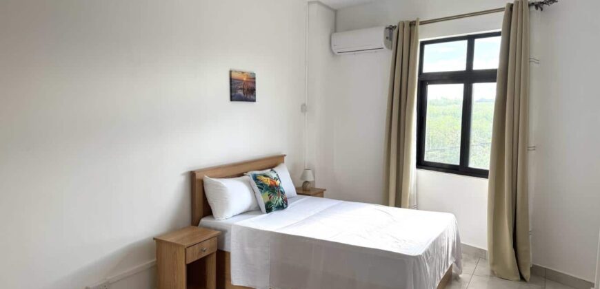Location d’un appartement moderne avec piscine et salle de sport dans une résidence sécurisée à Flic en Flac