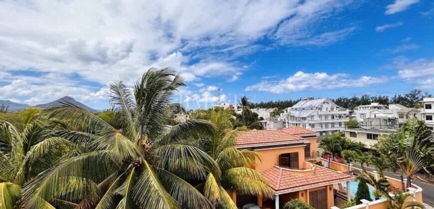 Location d’un Triplex neuf avec piscine privée situé proche plage au calme à Flic en Flac