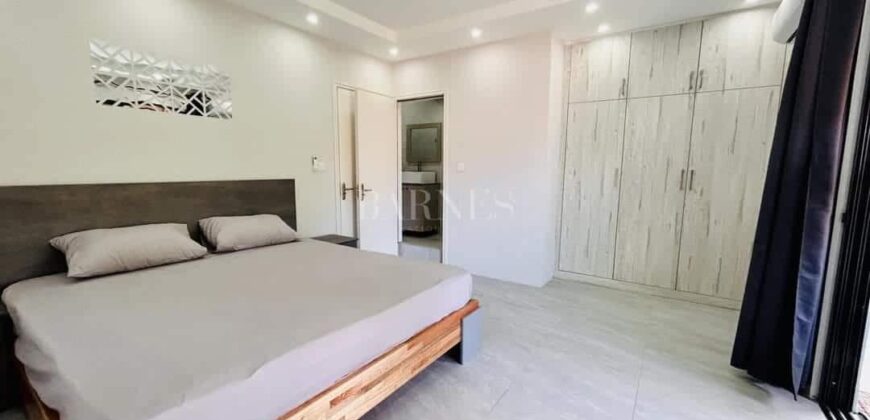 Location d’un Triplex neuf avec piscine privée situé proche plage au calme à Flic en Flac