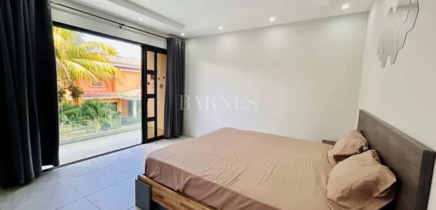 Location d’un Triplex neuf avec piscine privée situé proche plage au calme à Flic en Flac
