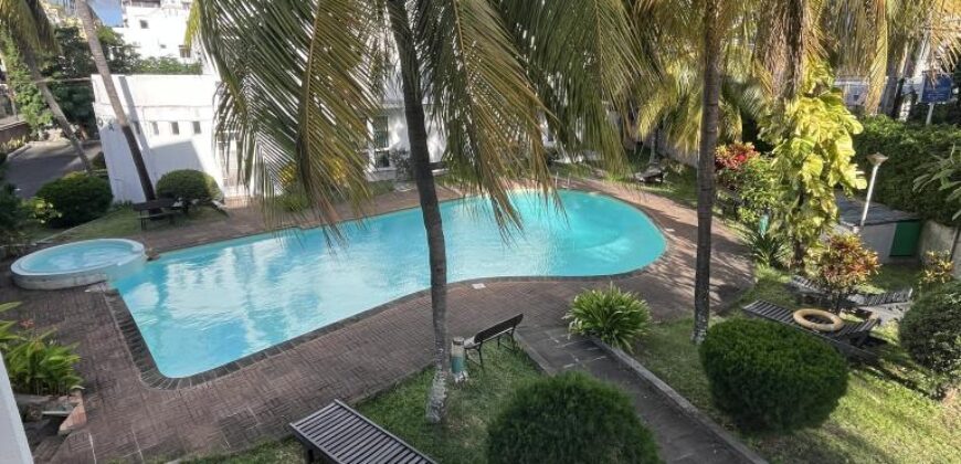 A louer un agréable appartement en duplex situé dans une résidence avec piscine à Trou aux Biches