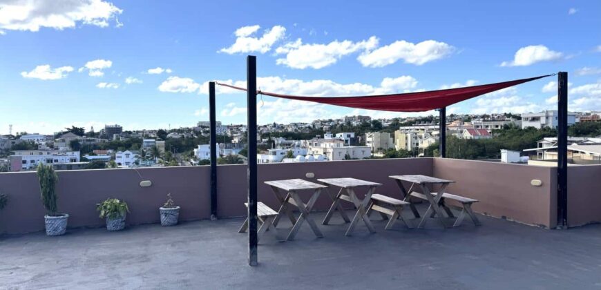 Location d’un studio moderne récemment construit dans une résidence sécurisée à Flic en Flac