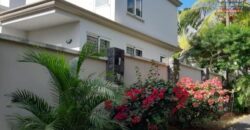 Location d’une charmante villa meublée de 60m2 avec une grande piscine située dans le morcellement Anna à Flic en Flac