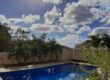 Location d’une charmante villa meublée de 60m2 avec une grande piscine située dans le morcellement Anna à Flic en Flac