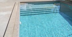 A louer un appartement meublé de 90m2 avec piscine commune proche plage à Pointe aux Canonniers