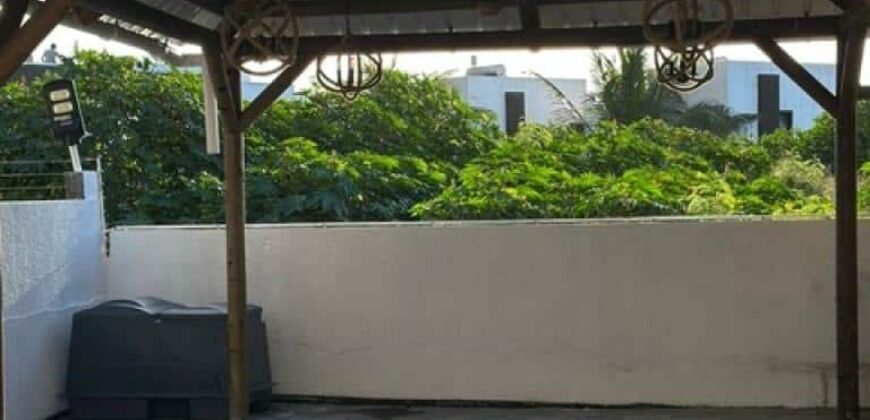 A louer une magnifique villa tout confort avec rooftop, jacuzzi et vue sur le Coin de Mire à Grandbaie