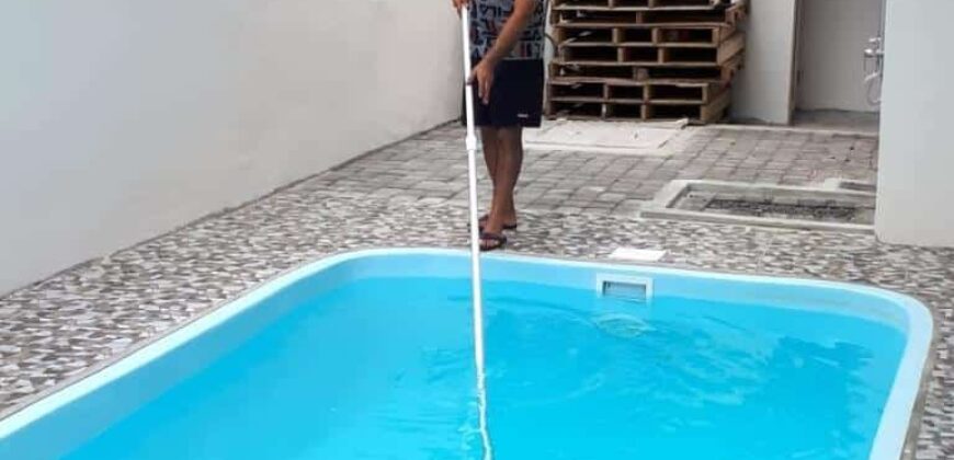 À louer un appartement avec piscine commune situé proche de la plage à Flic en Flac