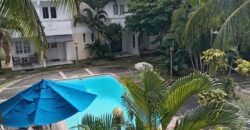 A louer un bel appartement en Triplex dans une résidence avec piscine à Pereybère