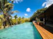 Vente d’une villa luxueuse au style balinais avec piscine et jardin paysager au sein d’un domaine sécurisé à Grand Baie