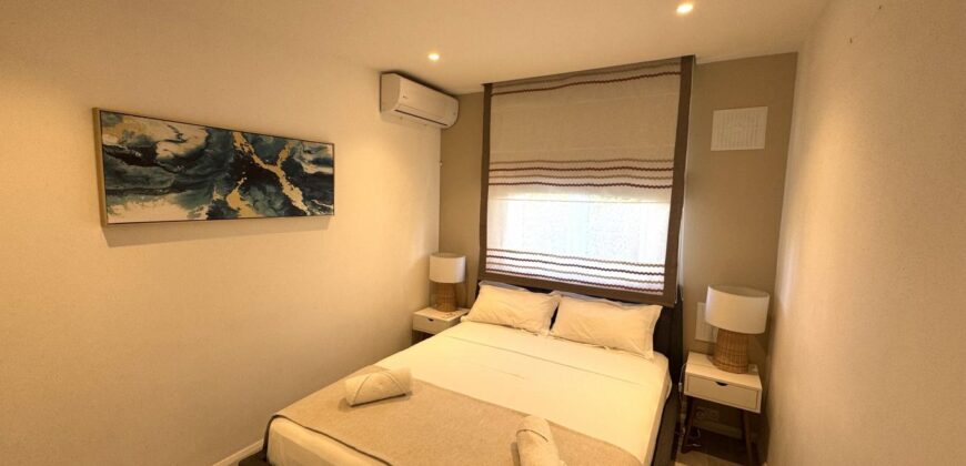 Vente d’un appartement moderne de 184M2 avec toit-terrasse offrant vue panoramique mer et montagne à La Gaulette