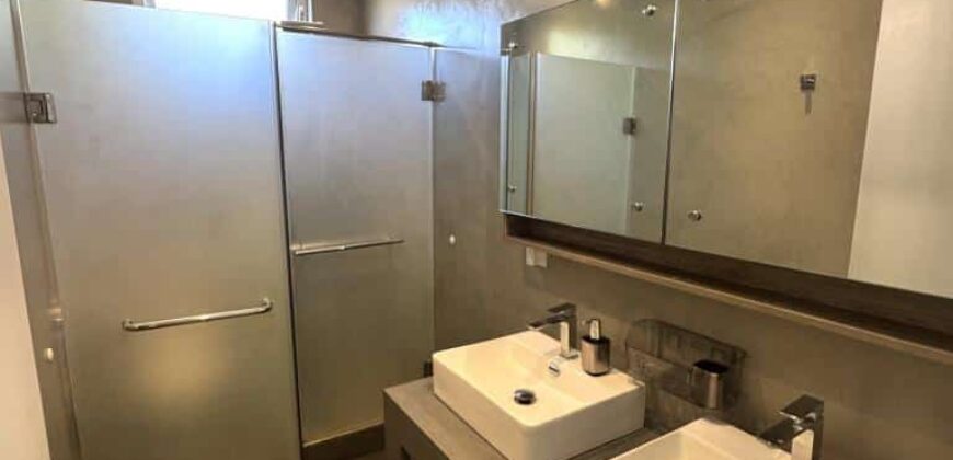 Vente d’un appartement moderne de 184M2 avec toit-terrasse offrant vue panoramique mer et montagne à La Gaulette