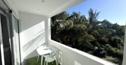 Vente d’un appartement moderne de 184M2 avec toit-terrasse offrant vue panoramique mer et montagne à La Gaulette