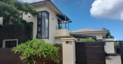Location d’une superbe villa moderne avec piscine privée au sein d’une résidence sécurisée à Pointe aux Piments