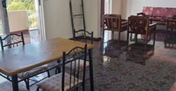 A louer un spacieux appartement de 125m2 situé à deux pas de la route côtière de Grandbaie