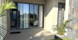 Location d’un magnifique appartement récent dans une résidence sécurisée avec piscine commune et parking sécurisé à Flic en Flac