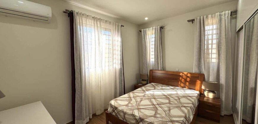 En vente une élégante villa récente de 300 m² avec piscine sur 542 m² de terrain au calme à Flic en Flac