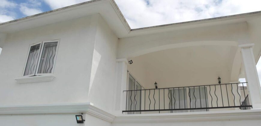 Location d’un lumineux appartement avec piscine commune situé dans un quartier résidentiel paisible à Flic en Flac