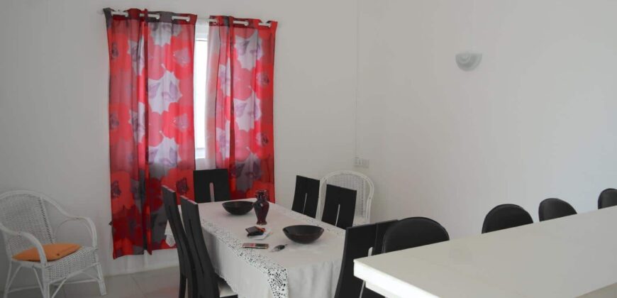 Location d’un lumineux appartement avec piscine commune situé dans un quartier résidentiel paisible à Flic en Flac