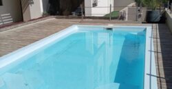 Location d’un magnifique appartement avec rooftop et piscine au plein centre de Grand Baie