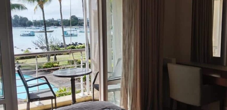 Location d’un appartement haut de gamme “pieds dans l’eau” avec vue mer imprenable à Grand Baie