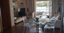 Location d’un appartement haut de gamme “pieds dans l’eau” avec vue mer imprenable à Grand Baie