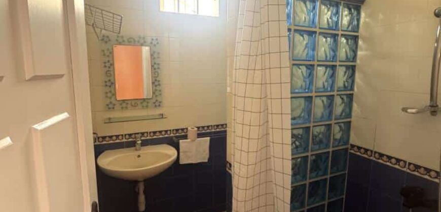 Location d’une spacieuse villa avec piscine située à seulement 5 minutes à pied de la plage et des commerces à Flic en Flac