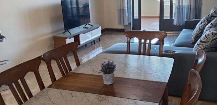 Location d’un charmant appartement avec piscine et grande terrasse proche plage et commerces à Trou aux Biches