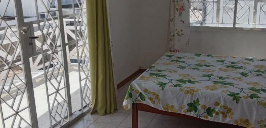À louer une villa en duplex située dans un complexe sécurisé avec piscine commune à Pereybère